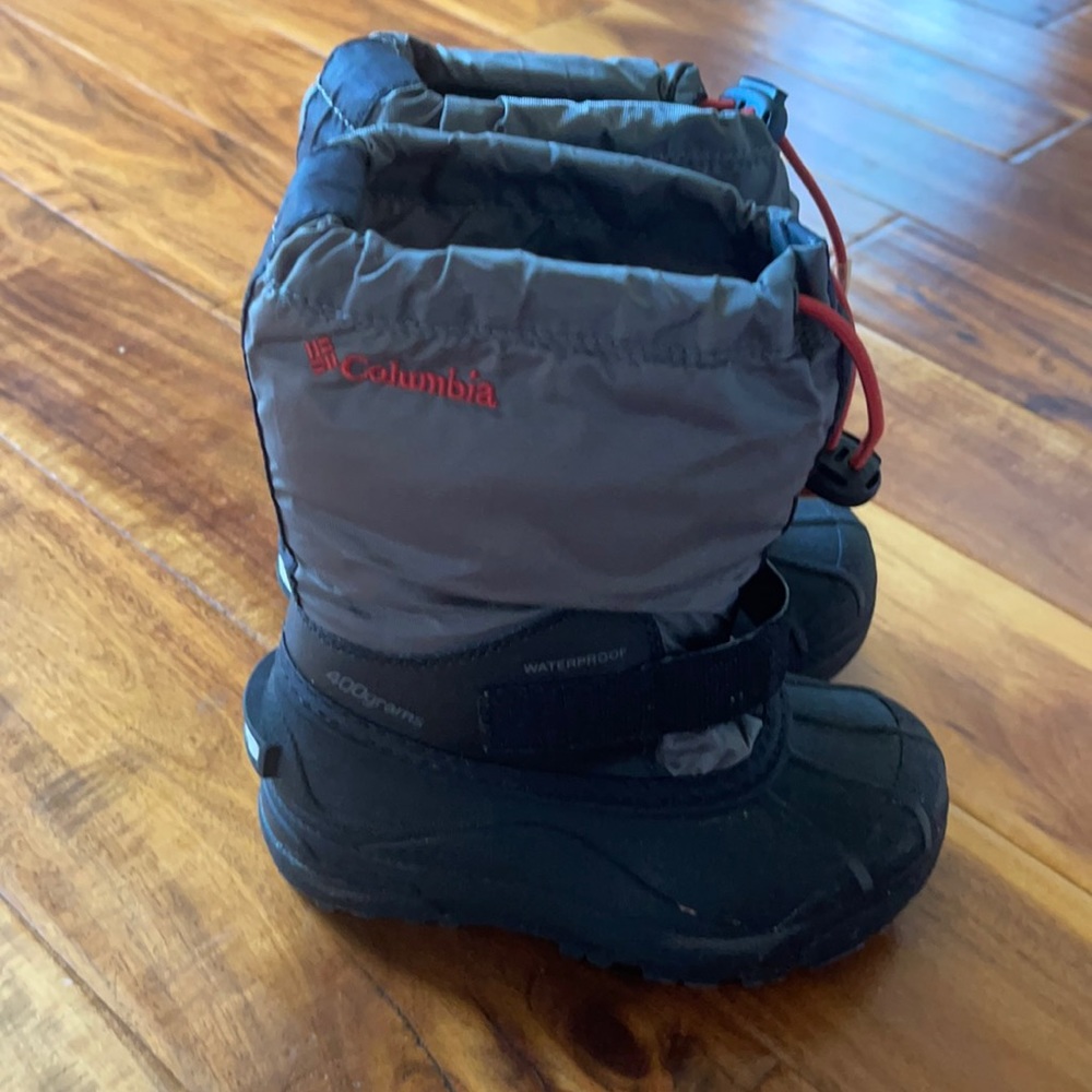 Boys Columbia winter boots